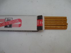 Продам карандаши чехословацкие кох и нур одну упаковку( времен ссср). Недорого. image 0