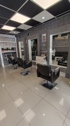 Сдается кресло для парикмахера в салоне красоты, В центре Ришона по улице Тармаб 32. image 0