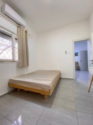 Сдается 2-х комнатная квартира с балконом в Хайфе. Haifa (Raziel) 2 комнаты 3 этаж Бытовая техника Мебель 2450 шекмес включая счета