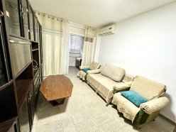 4х комнатная квартира в тихом месте, сдаётся без маклера за 2,250 ш. Квартира на улице Бен Ами. image 0